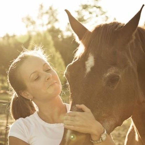 Meet your Posher, Rebecca - Picture 1 of 1